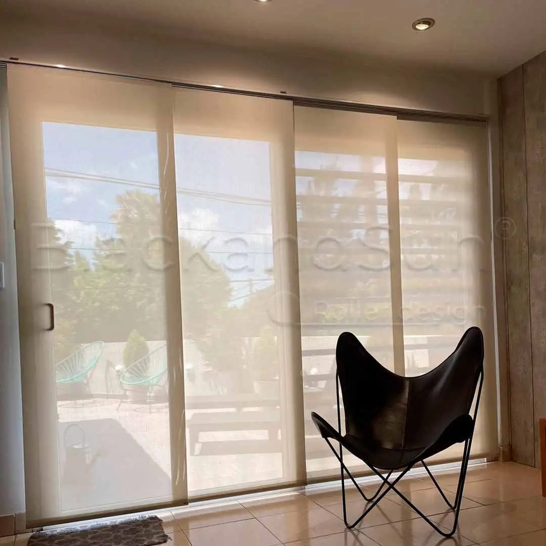 cortina en paños anchos para puerta balcón