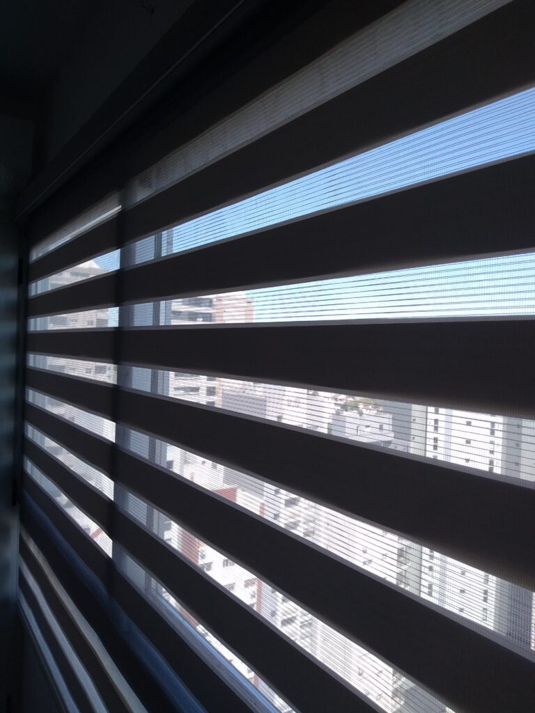eclipse cortinas, cortinas zebra, cortinas dia y noche, blackandsun