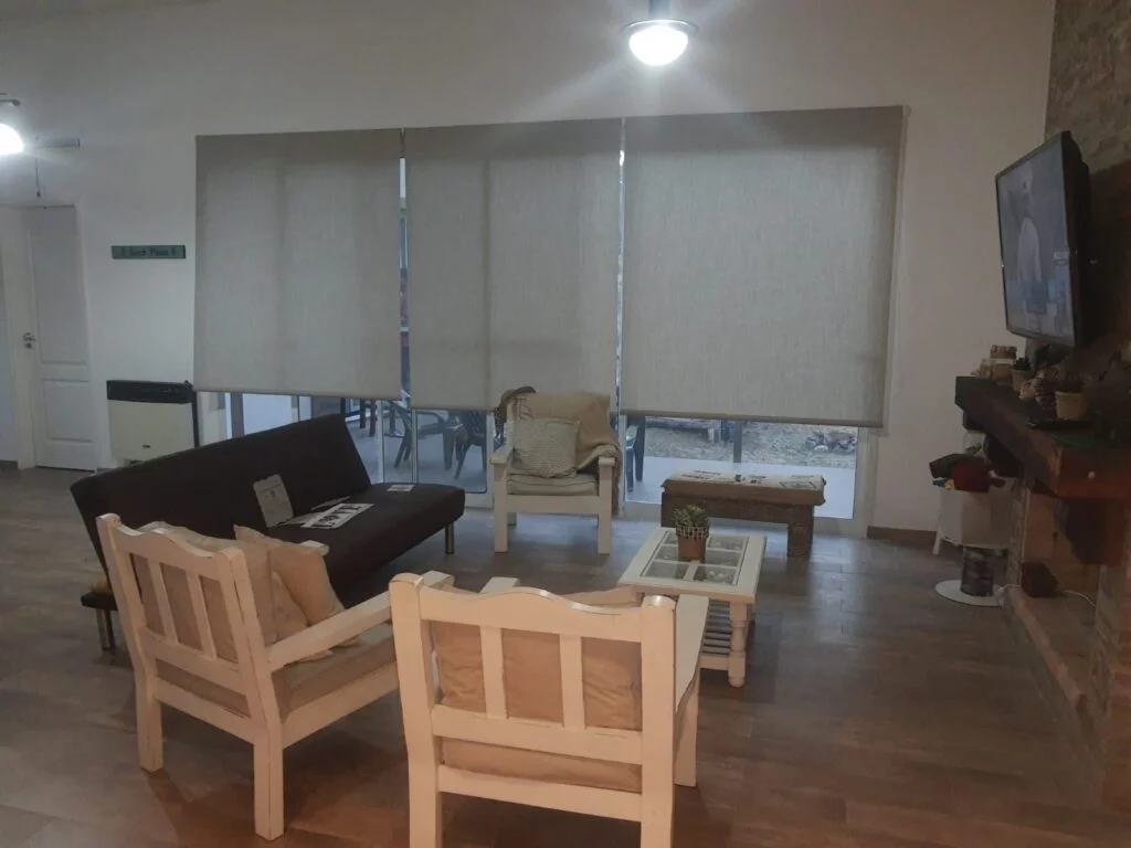 cortinas roller traslucidas decorativas rústicas