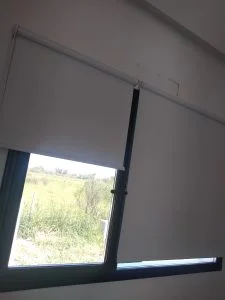 Cortinas Roller en Berazategui, Amba. Blackout blanco