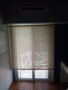 Cortinas roller en Lomas de Zamora, Amba. Sunscreen beige.
