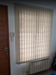 cortina vertical en Salta Salta sunscreen 5% beige screen