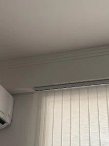 Cortinas Verticales en Corrientes. Tela traslucida SLUB blanca